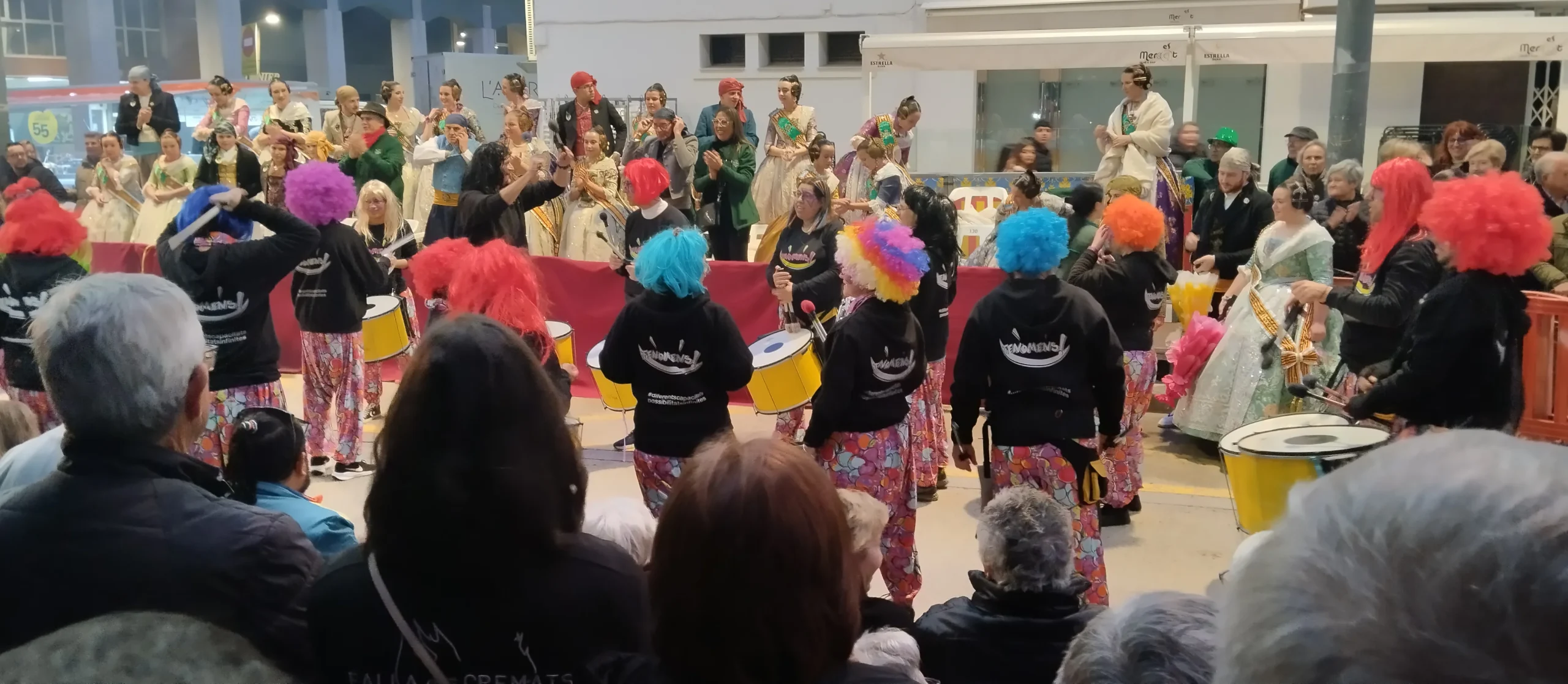 Percufenòmens en la cabalgata del Ninot