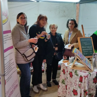 participantes en la venta del calendario solidario