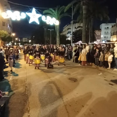 Batucada percufenòmens cercavila Papa Noel