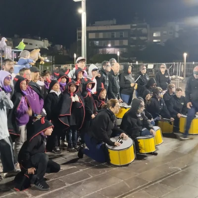 Grupo de dimonis y Percufeòmens