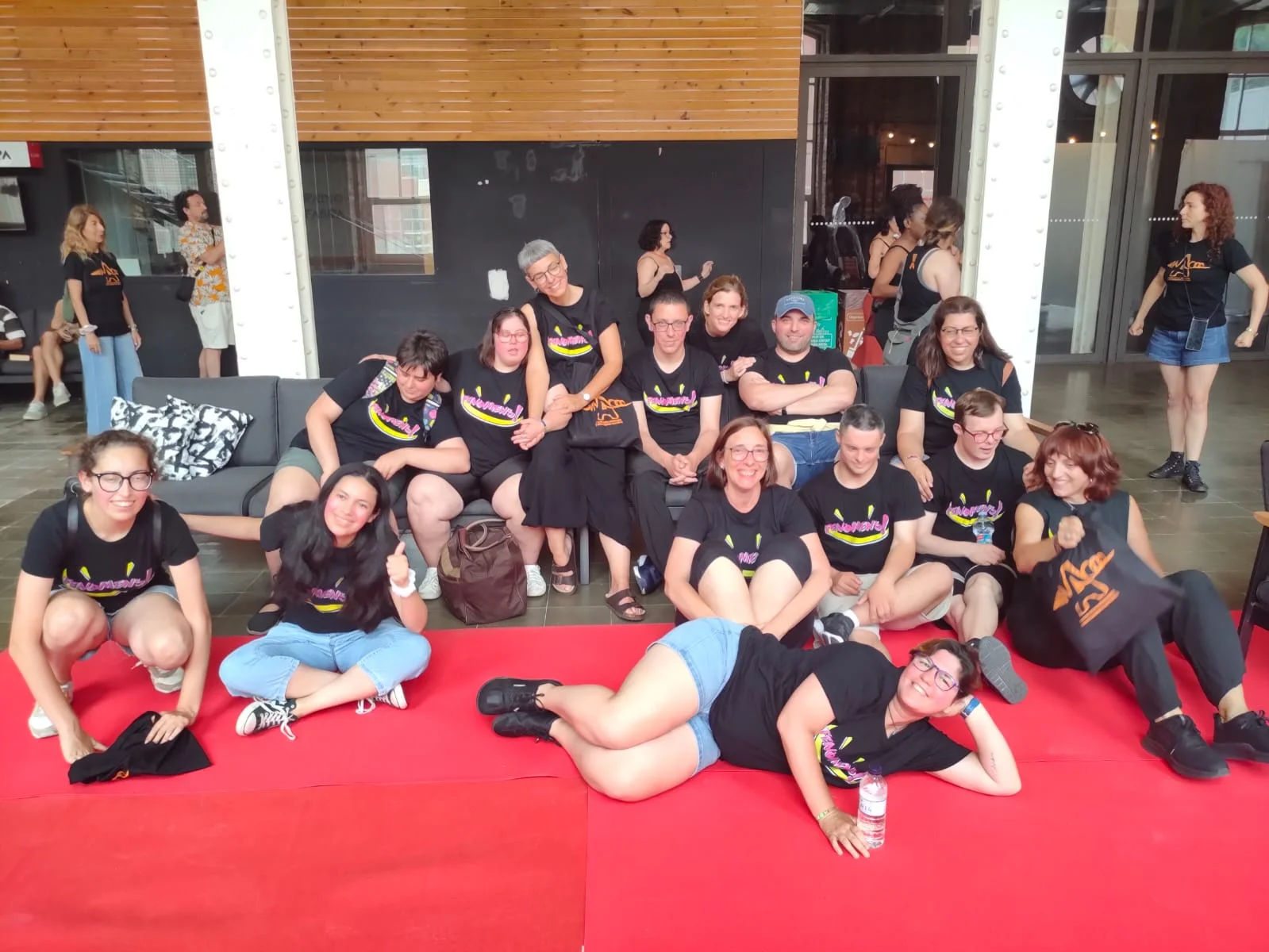 Foto de grupo de Fenòmens